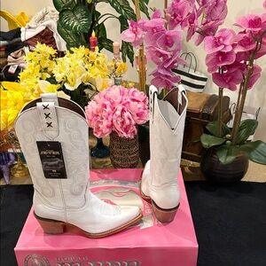 White Leather Boots  Cowgirl